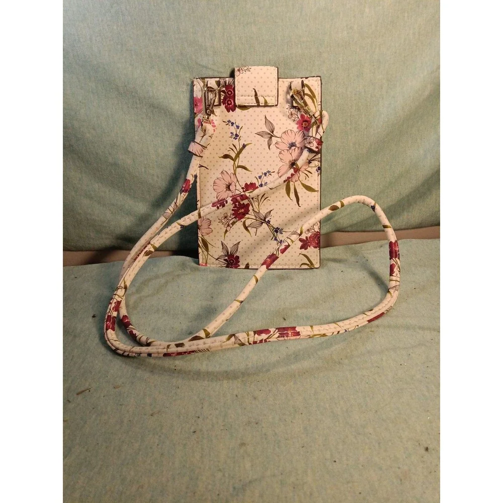 Nanette Lepore Small Floral Crossbody Wallet/Phone Holder